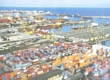 Guvernul vrea să listeze acţiuni ale Portului Constanţa